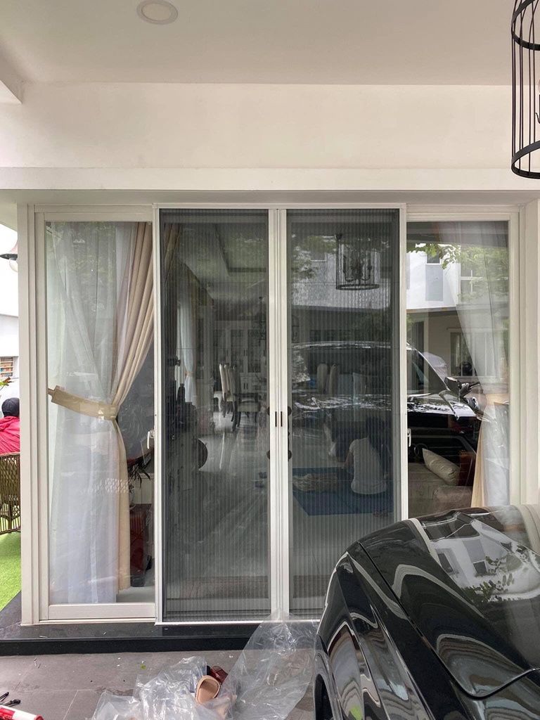 Hoàn thiện cửa lưới chống muỗi