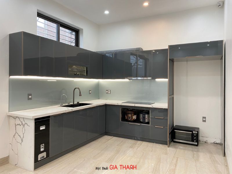 Tủ bếp inox cánh kính