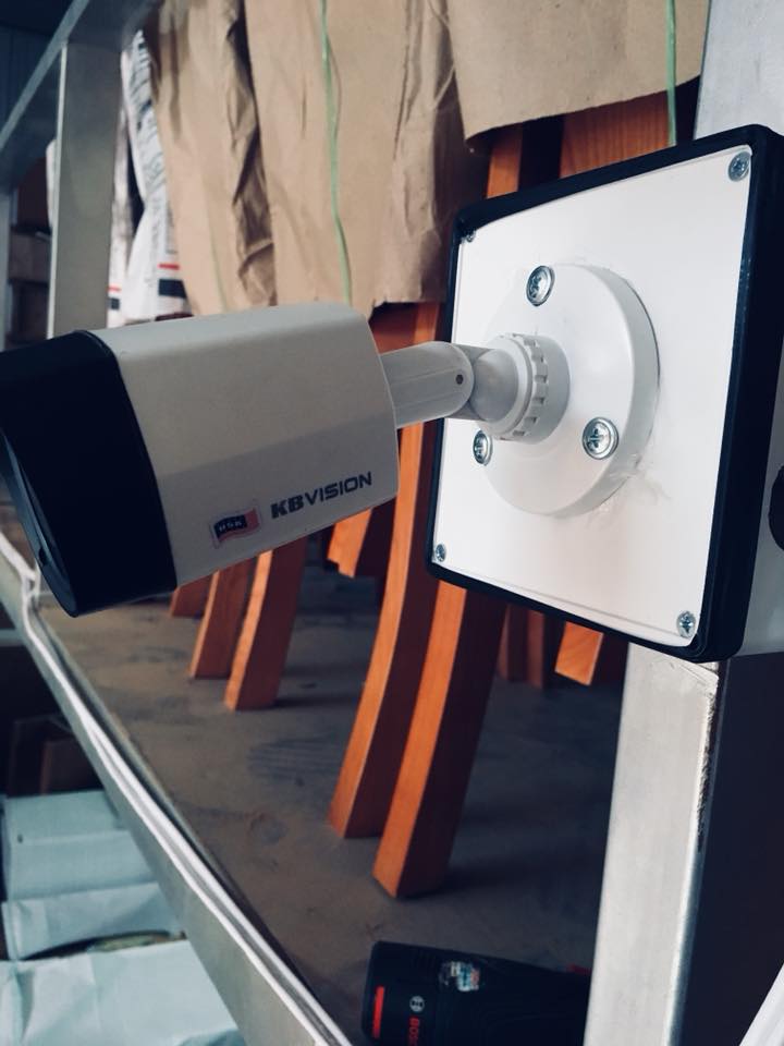 Lắp camera 