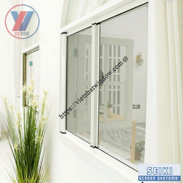 Cửa lưới chống muỗi hệ tự cuốn