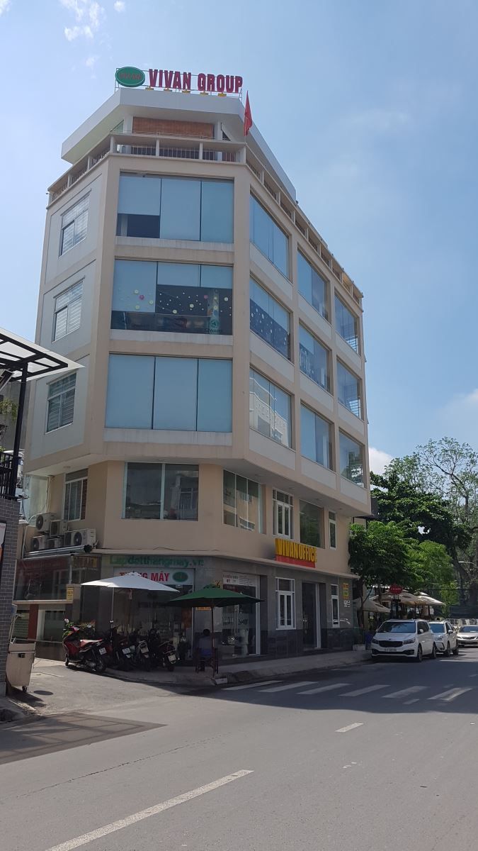 LẮP ĐẶT THANG MÁY TÒA NHÀ VIVAN