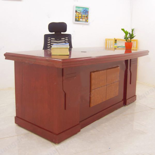 Bàn giám đốc
