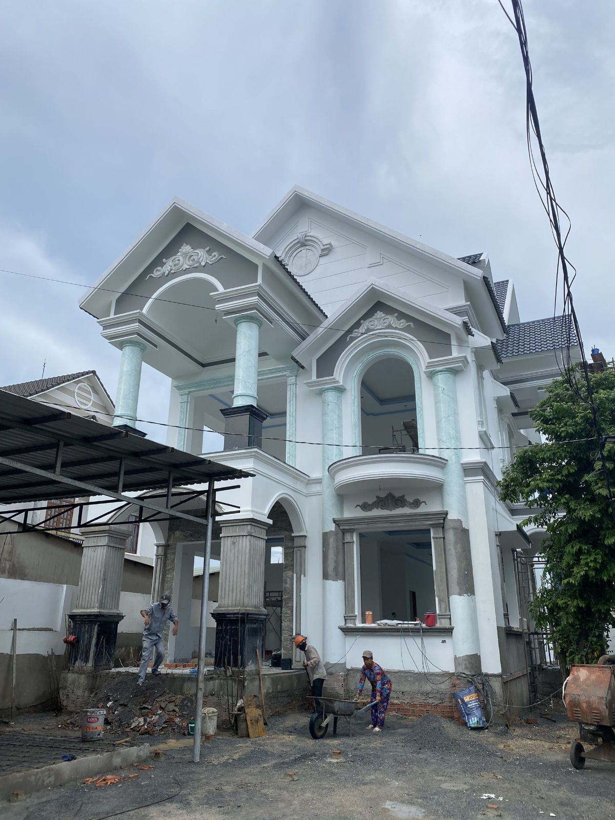 Xây dựng hoàn thiện biệt thự