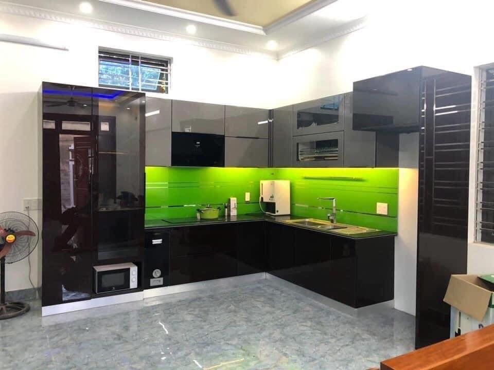 Tủ bếp inox cánh kính cường lực