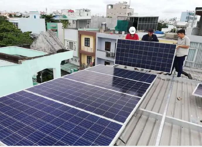 Lắp đặt hệ thống điện mặt trời 