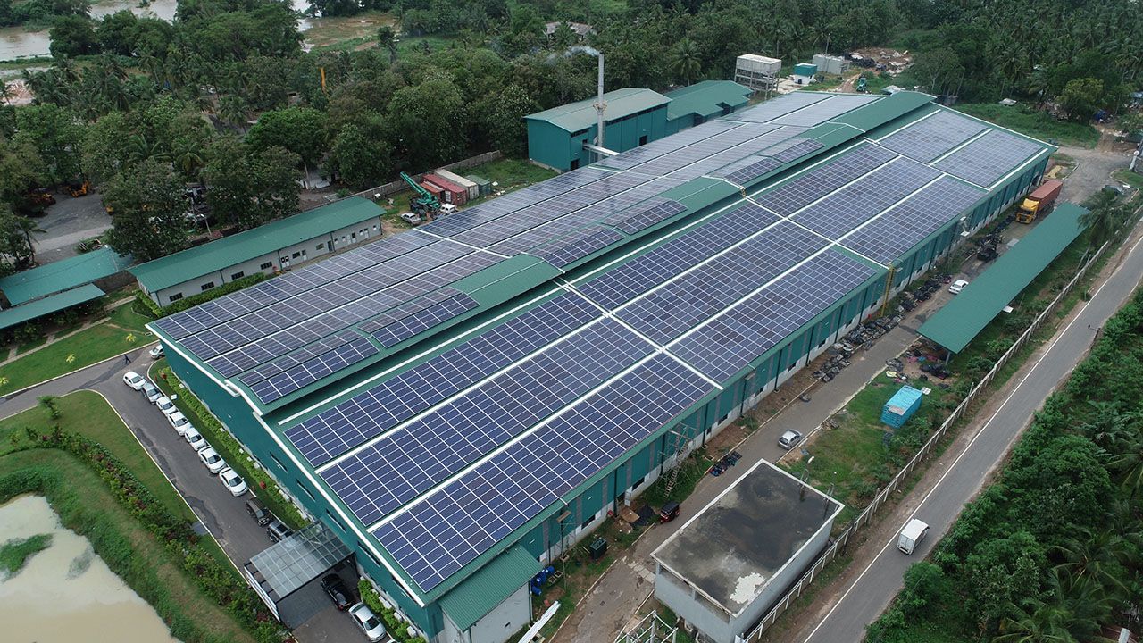 Lắp đặt hệ thống điện mặt trời