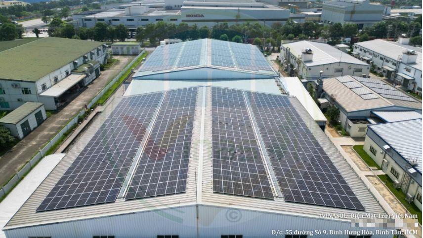 Hệ Thống Hòa Lưới Bám Tải 600kW 