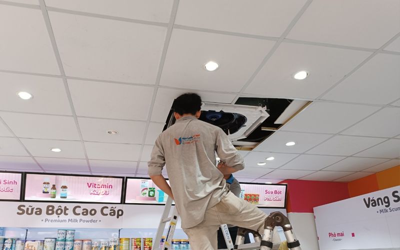Sửa chữa máy lạnh