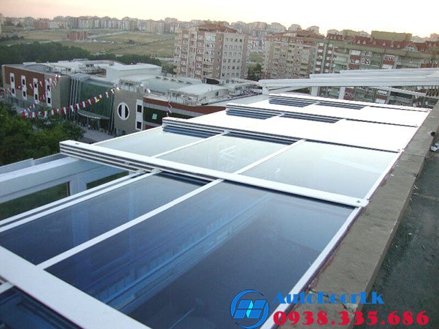 Giếng trời tự động