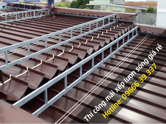 Thi công mái bạt xếp