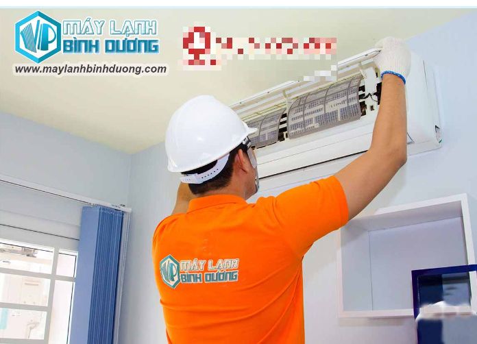 Vệ sinh máy lạnh