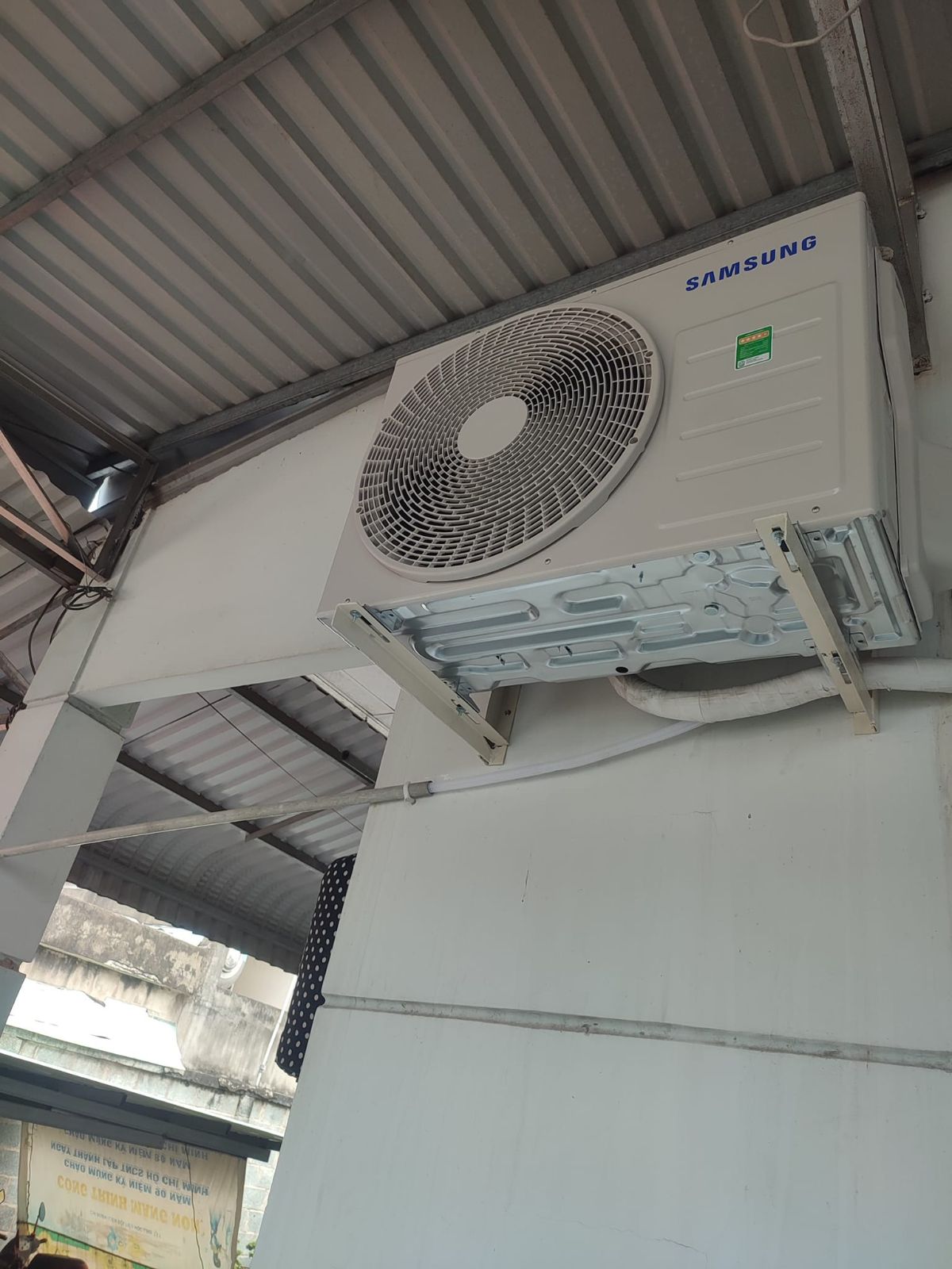 Lắp đặt máy lạnh