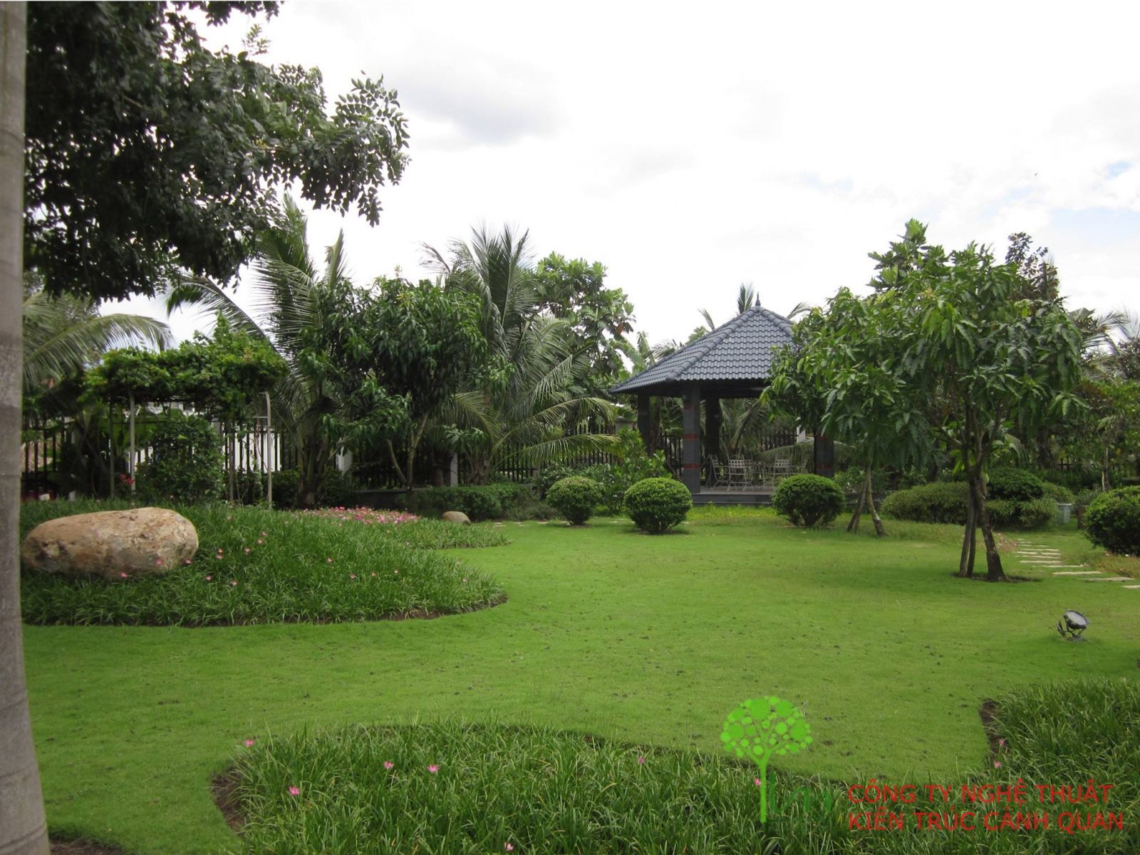 THIẾT KẾ  THI CÔNG BIỆT THỰ SÂN VƯỜN LONG PHƯỚC