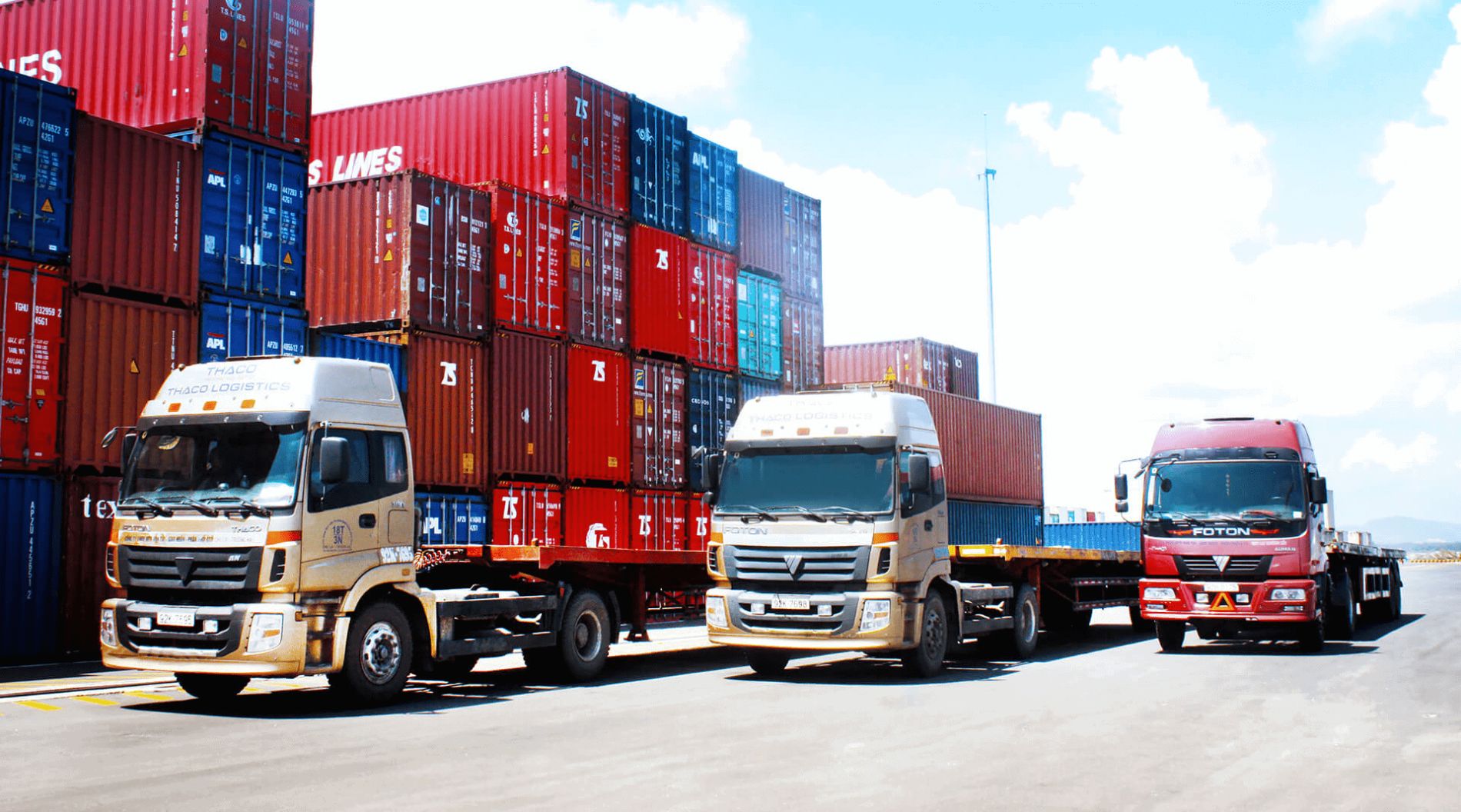 Vận chuyển hàng hóa bằng container