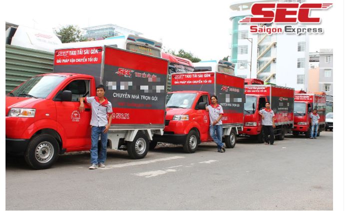 Đội xe chuyển nhà 