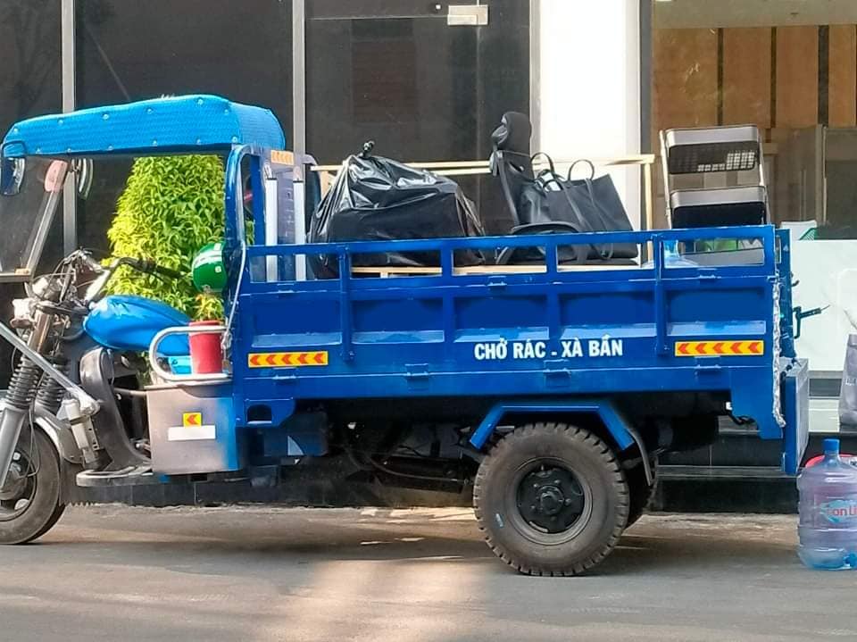 Xe  ba gác chở hàng
