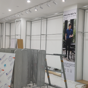 Xây dựng showroom thời trang nam