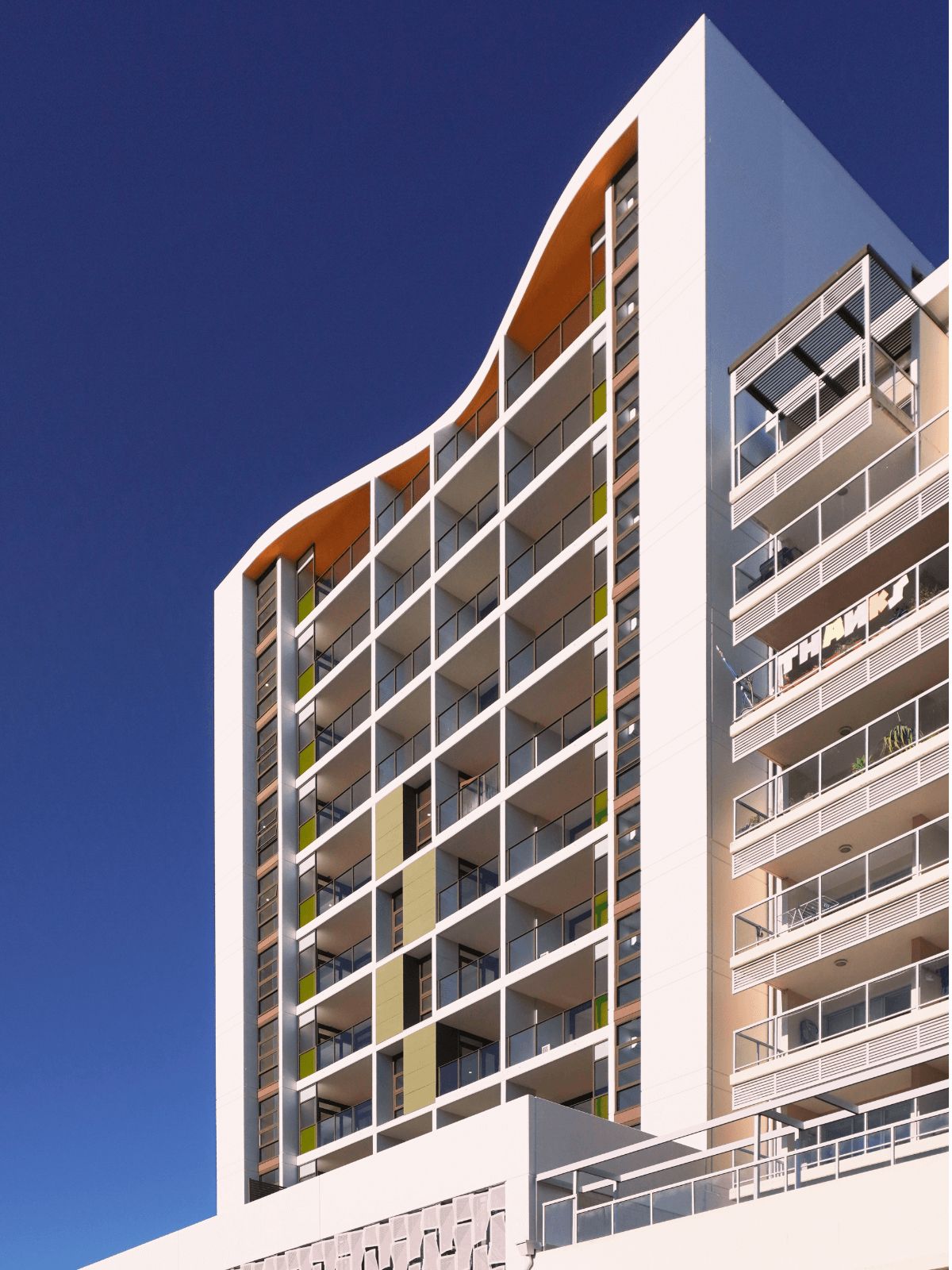 Tòa nhà tổ hợp dịch vụ thương mại GOSFORD CENTRO