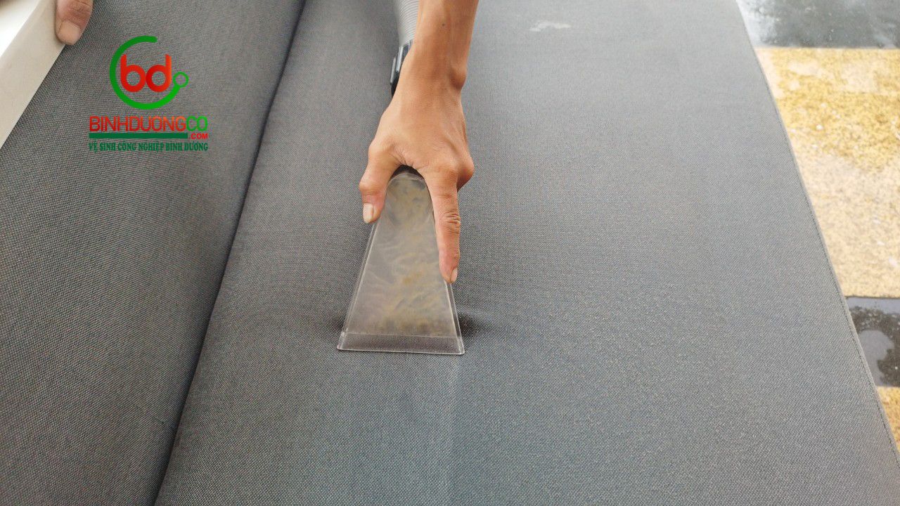 Vệ sinh ghế sofa