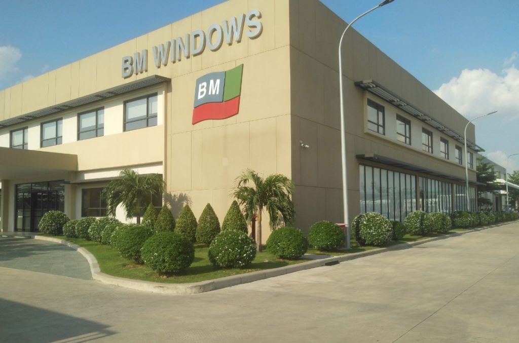 Trồng và chăm sóc cảnh quan Công ty Cổ Phần BM Windows