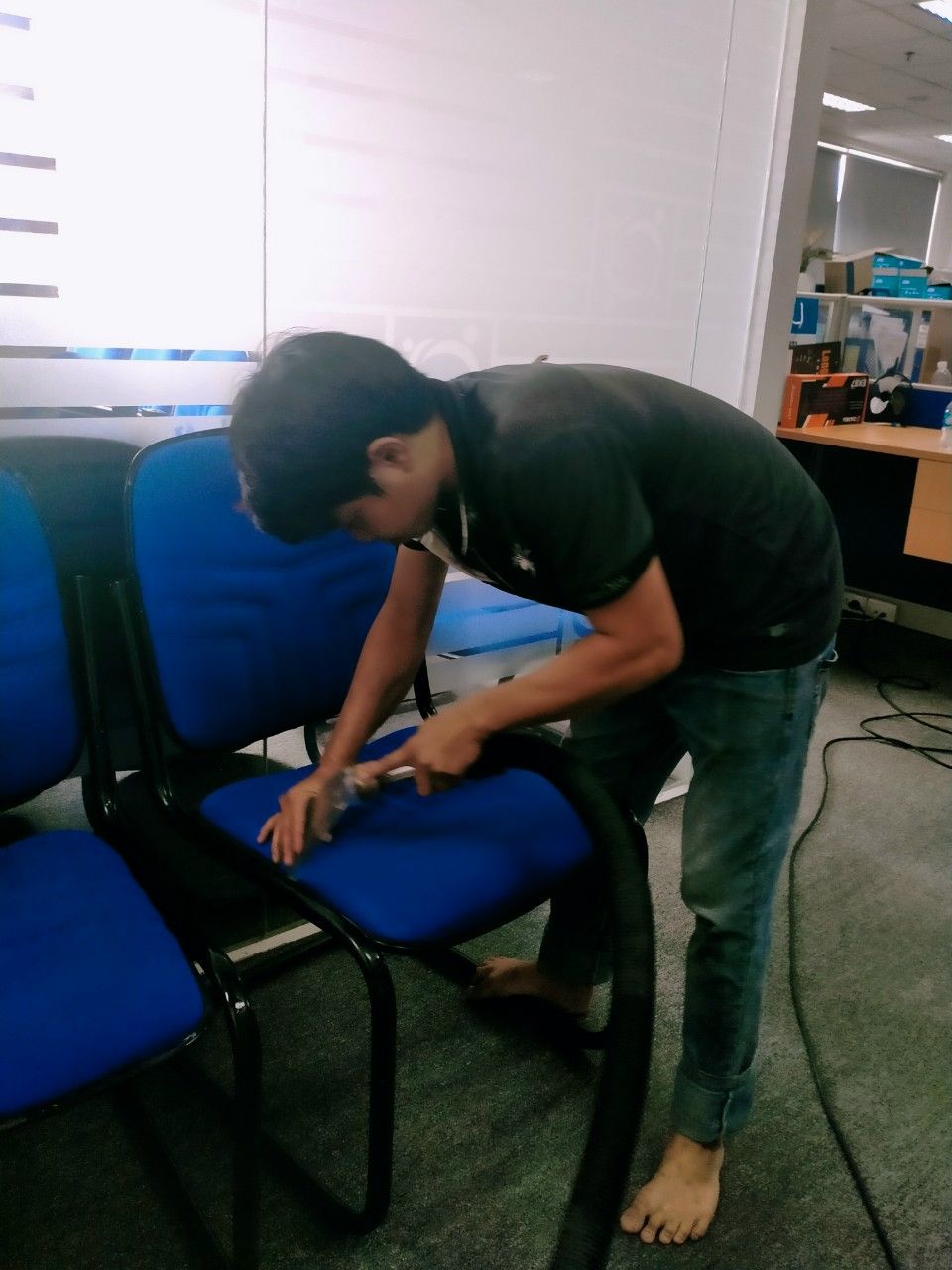 Vệ sinh ghế sofa