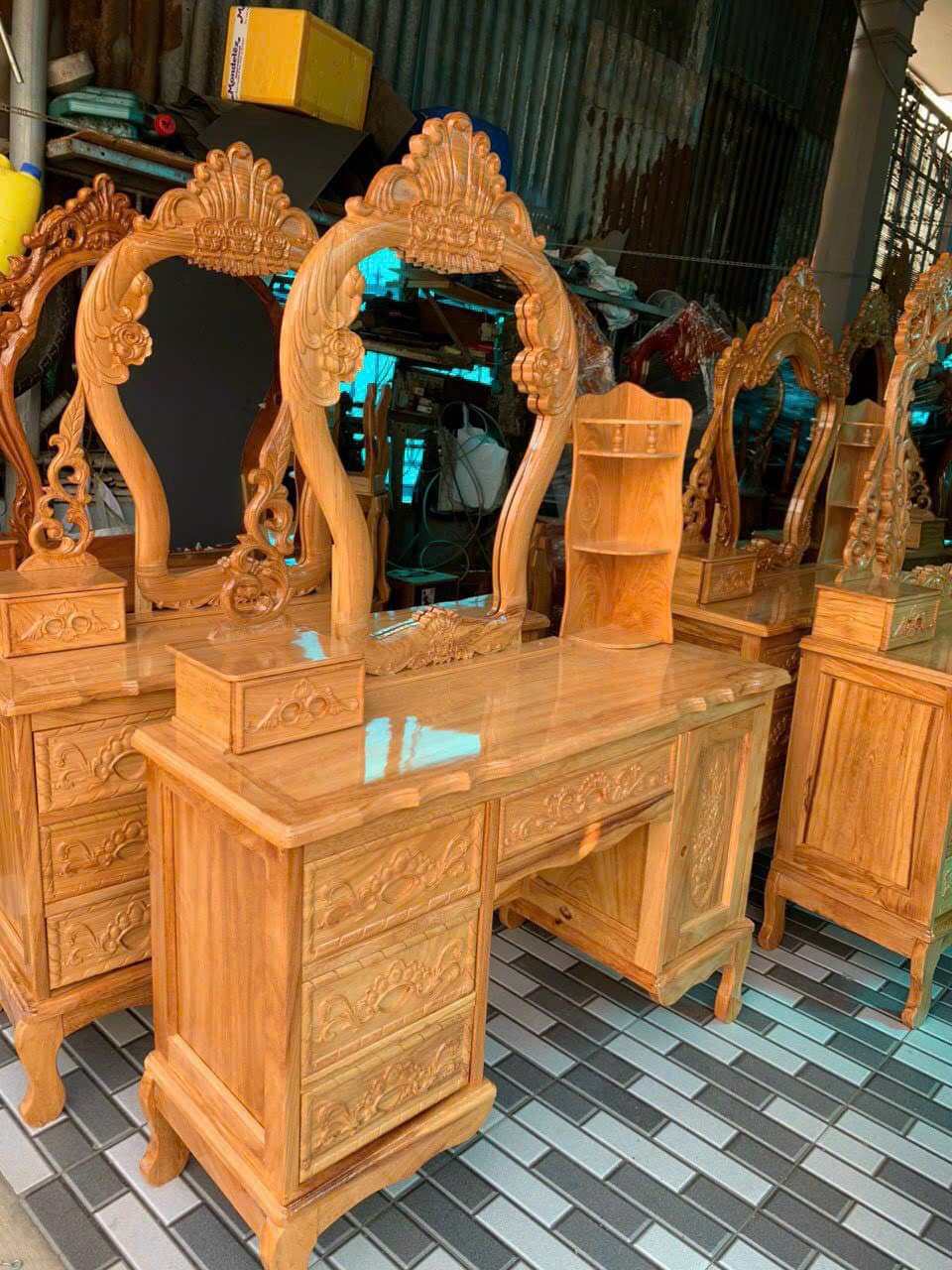 Bộ bàn trang điểm 