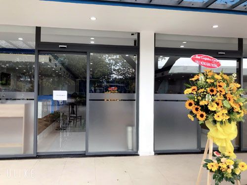 Cửa kính cường lực