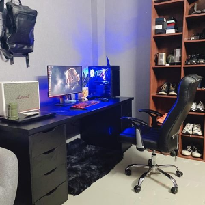 Bàn gỗ làm việc