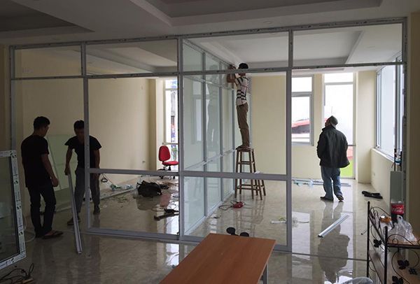 Lắp đặt cửa nhôm kính