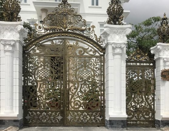 Cửa cổng sắt 