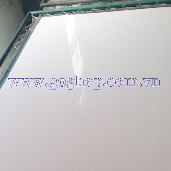 GỖ GHÉP PHỦ KEO TRẮNG POLY
