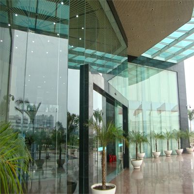 Mặt dựng kính cường lực 