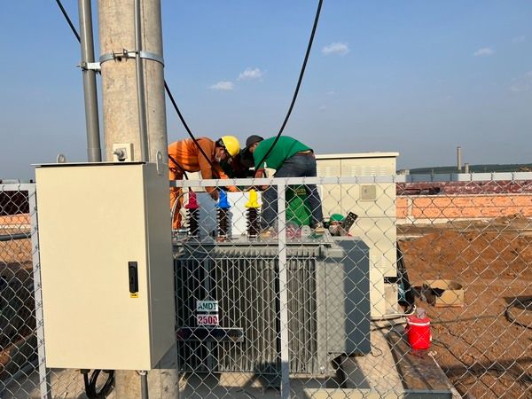 Lắp đặt trạm biến áp