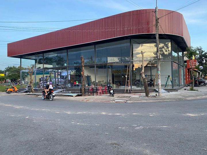 Thi công cửa nhôm kính