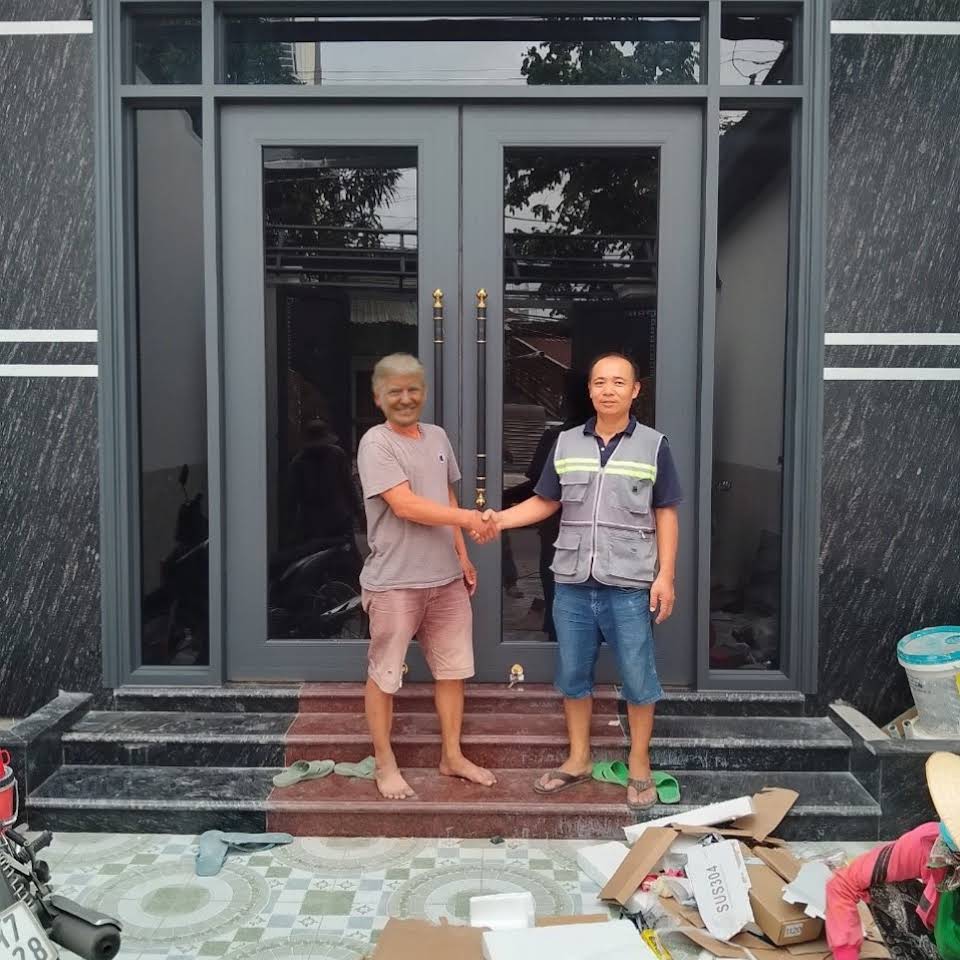 Thi công cửa nhôm 