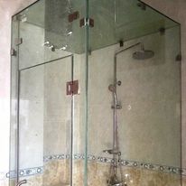 Phòng tắm kính