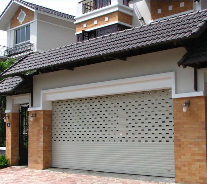 CỬA CUỐN ÚC SĨ VÀ LẼ