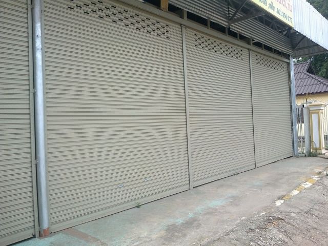LẮP ĐẶT CỬA CỐN ÚC CHUYÊN NGHIỆP