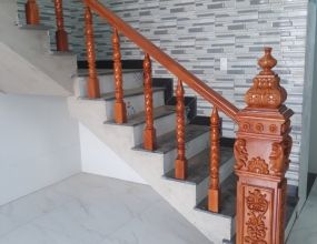  Công trình cầu thang gỗ ở Mỹ Phước 
