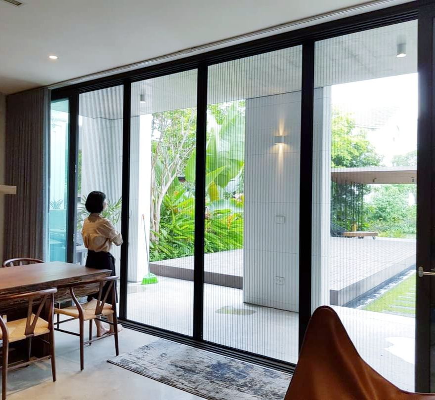 Thi công cửa lưới chống muỗi