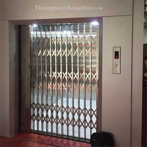 Thang máy tải hàng