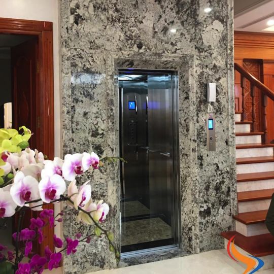   Thang máy tải khách do công ty thang máy Phú An cung cấp được thiết kế hiện đại sang trọng đáp ứng