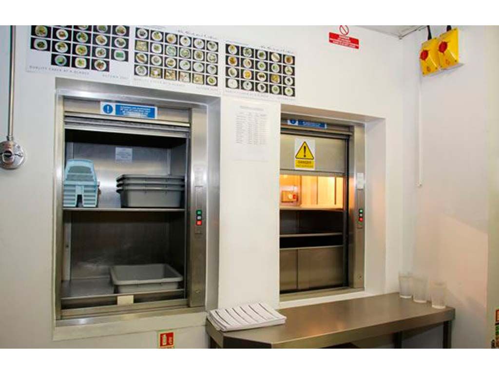 THANG MÁY TẢI THỰC PHẨM