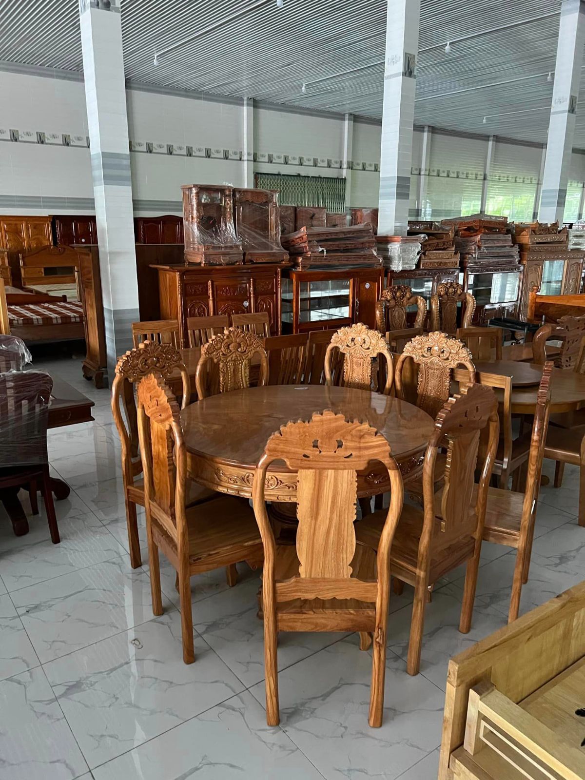 Bộ bàn ghế ăn gỗ
