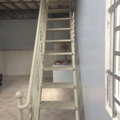Cầu thang sắt 