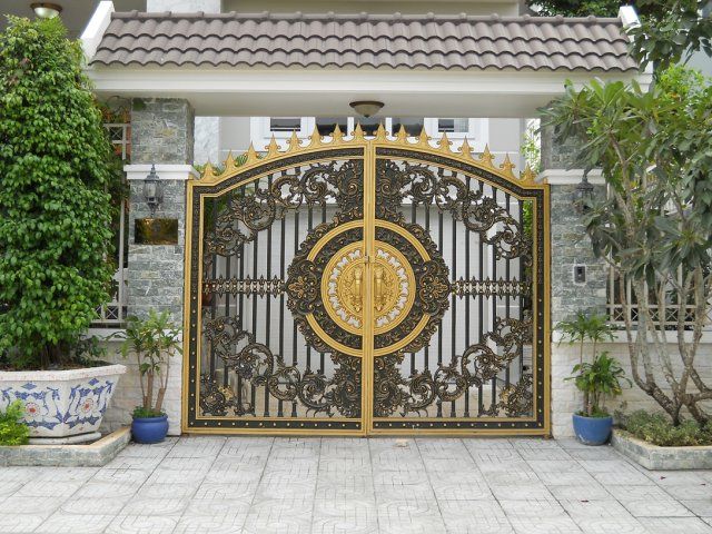 Cửa cổng nhôm đúc