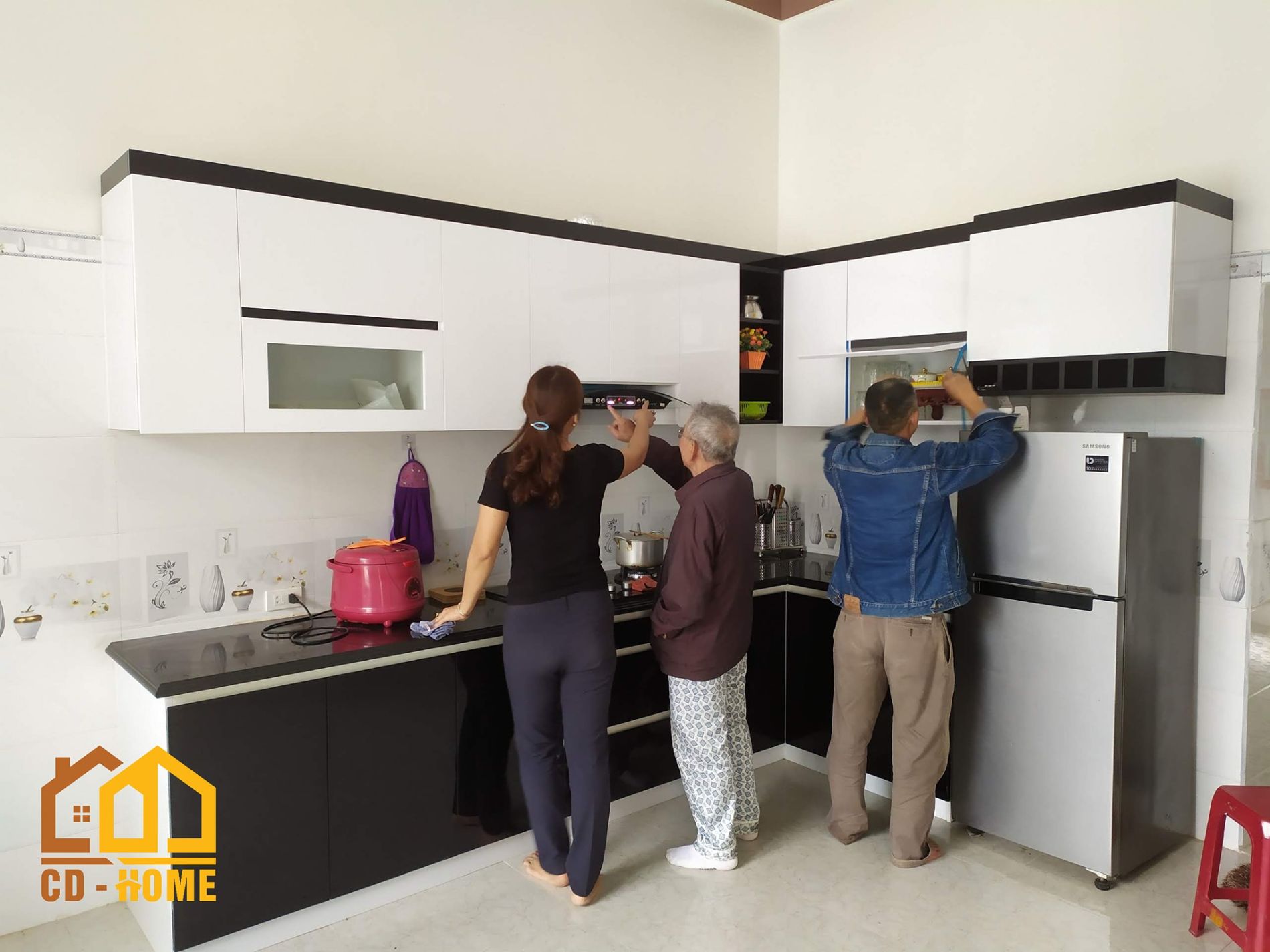 Thi công tủ bếp