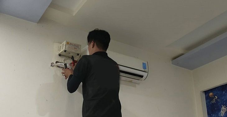 Tháo lắp máy lạnh