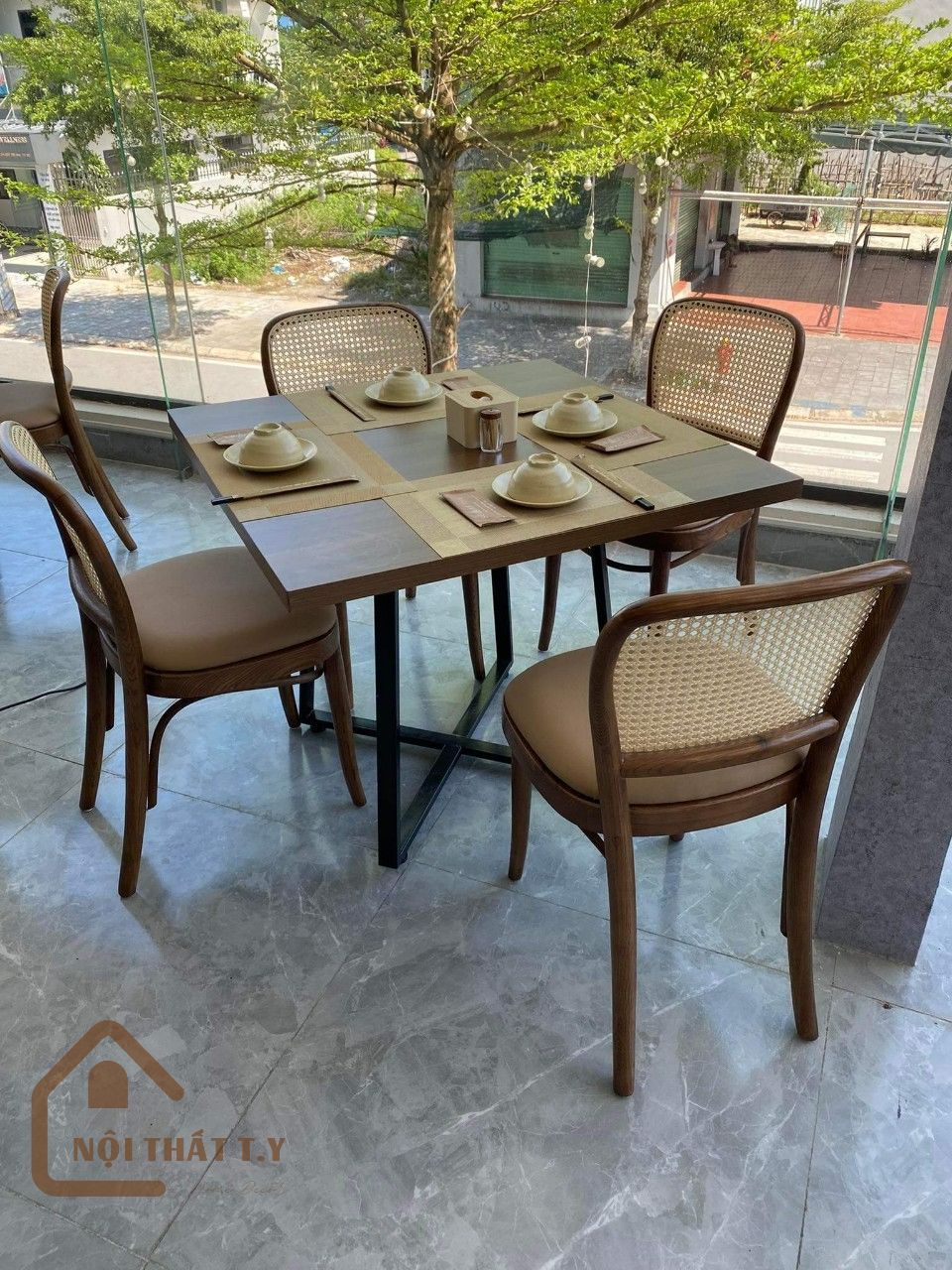 Bộ bàn ghế nhà hàng 