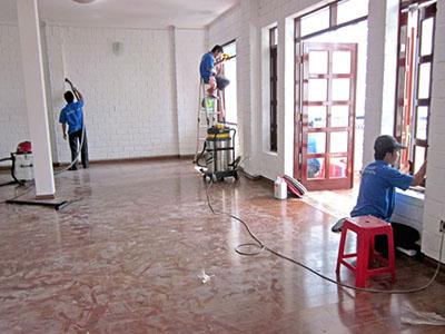 Vệ sinh công trình sau xây dựng